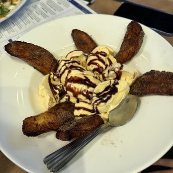 Florez Bar & Grill - fried plantains and ice cream - Mexican Near Me - Sacramento, California