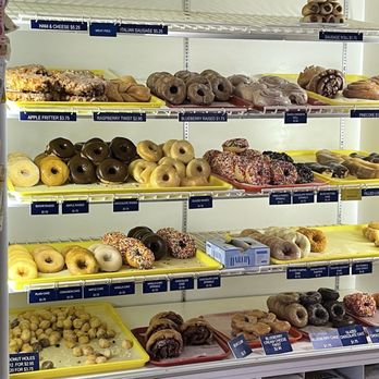 Daylight Donuts - Display - Donuts Near Me - Breckenridge, Colorado