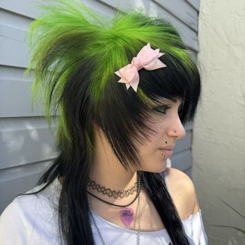 Luxe - The Colour Lounge - Hair Salons Near Me - Miami, Florida Luxe - The Colour Lounge - Hair Salons Near Me - Miami, Florida