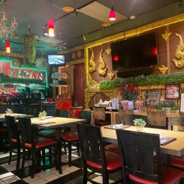 Such a pretty place!! Can't wait to eat! Such a pretty place!! Can't wait to eat!