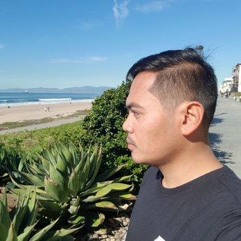Svelte Barbershop & Essentials - Barbers Near Me - Manhattan Beach, California
