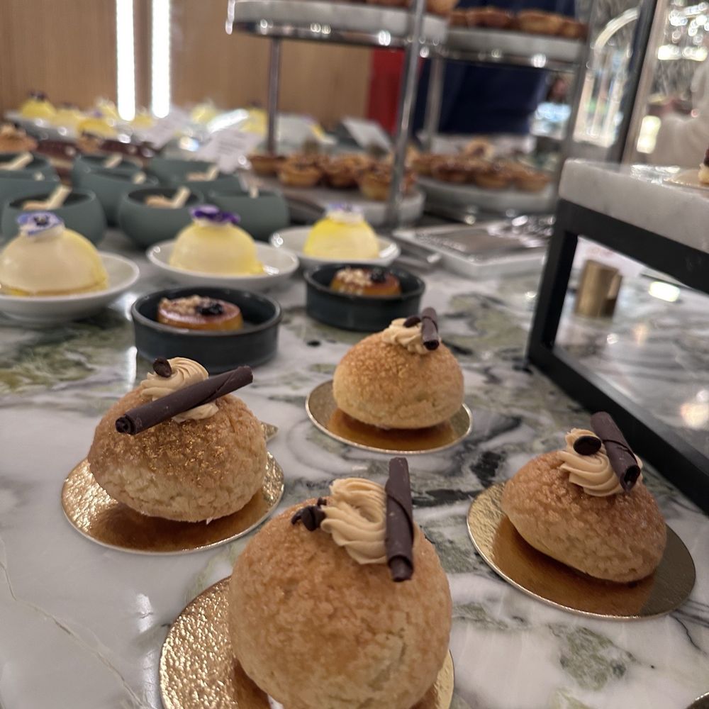 Epic Sana Lisboa Hotel - These are pretty and yummy. - Hotels Near Me - Lisbon, 11