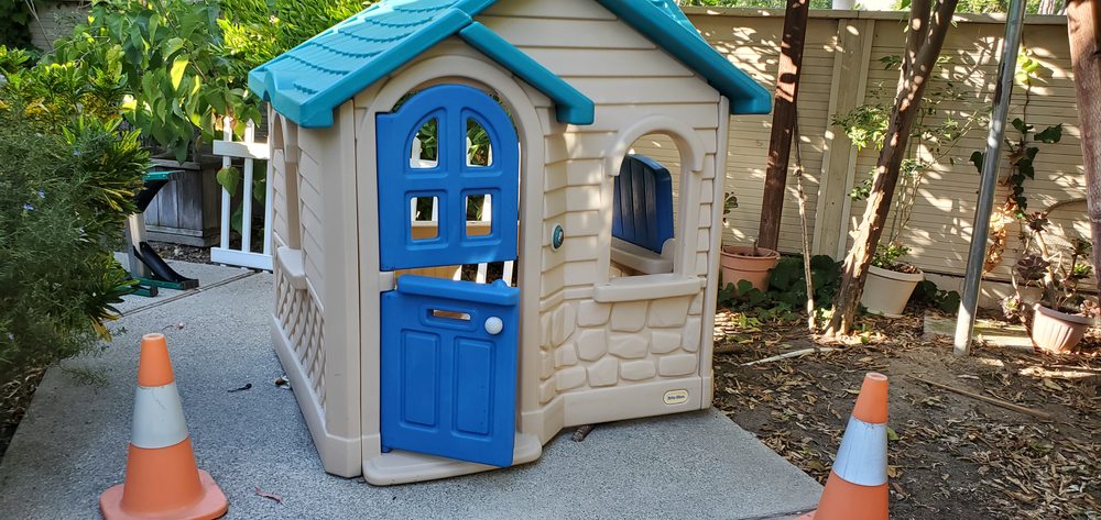 Paradise Child Care - childcare center in Irvine, CA