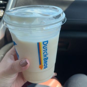 Dutch Bros Coffee - Cake batter frost - Juice Bars & Smoothies Near Me - Hutto, Texas
