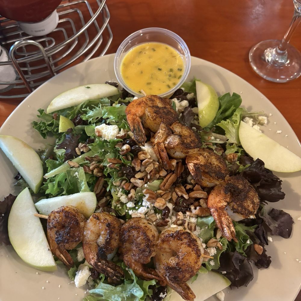Aunt Kate's - Snowbird Salad with Blackened Shrimp - American Near Me - Saint Augustine, Florida Aunt Kate's - Snowbird Salad with Blackened Shrimp - American Near Me - Saint Augustine, Florida