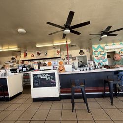 Red Rooster Cafe
