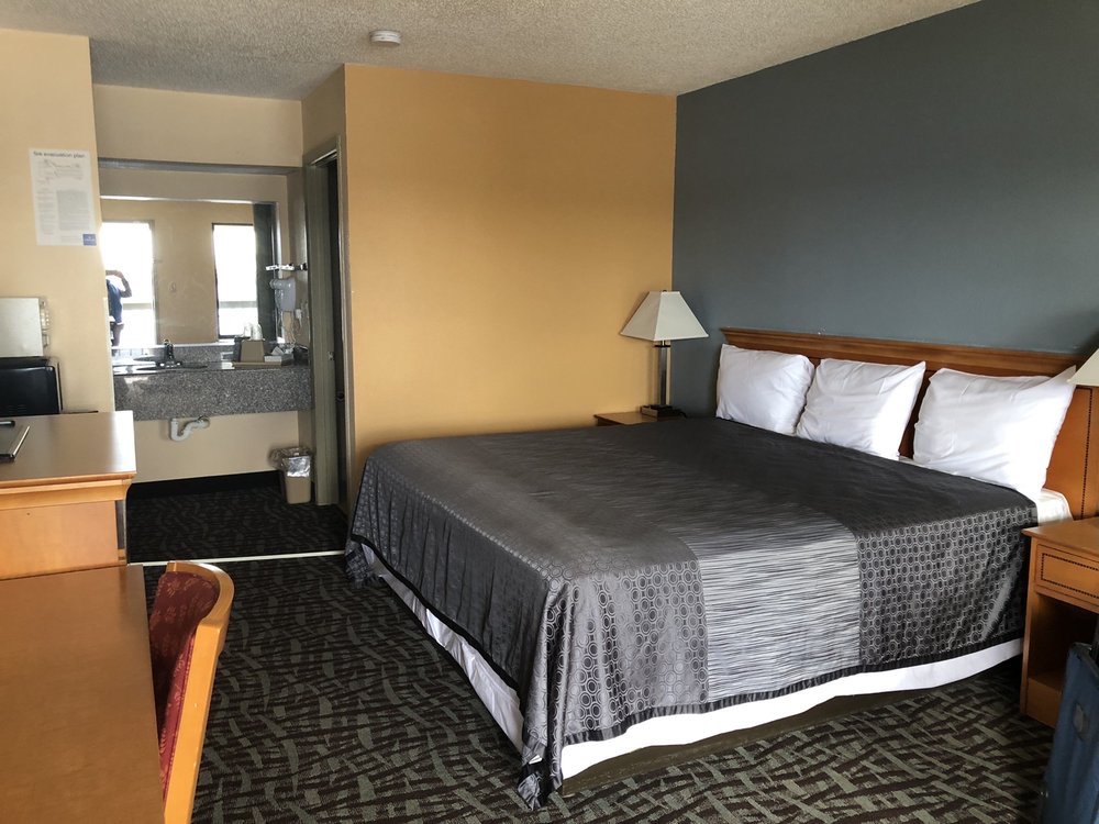 Carolina Inn of Lake Norman