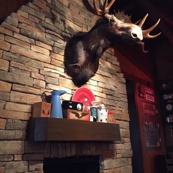Famous Daves - We got to sit under the moose head! - Barbeque Near Me - Long Beach, California Famous Daves - We got to sit under the moose head! - Barbeque Near Me - Long Beach, California