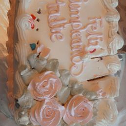 Vanilla cake / strawberry tres leches