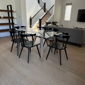 Valencia Flooring - Dining - Flooring Near Me - Santa Clarita, California Valencia Flooring - Dining - Flooring Near Me - Santa Clarita, California