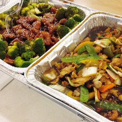 Foomanchew - Tasty beef and broccoli