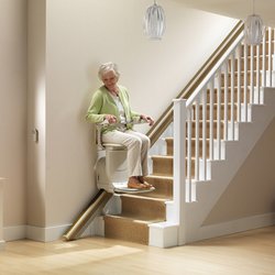 VIVA Mobility USA - Stannah 600 straight stairlift user - Orlando