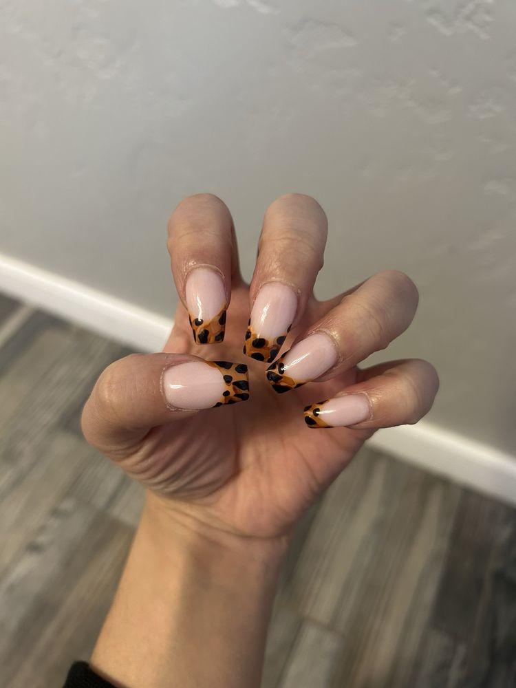Chippen Nails Edwards Image
