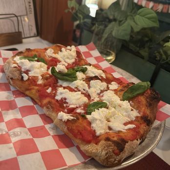 Stracci Pizza - Margarita pizza - Pizza Near Me - Alexandria, Virginia
