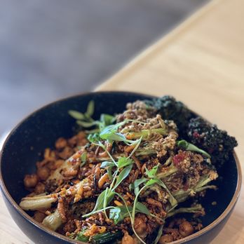 Nami Kaze - Spicy roasted cauliflower and broccolini ($10) - Japanese Near Me - Honolulu, Hawaii