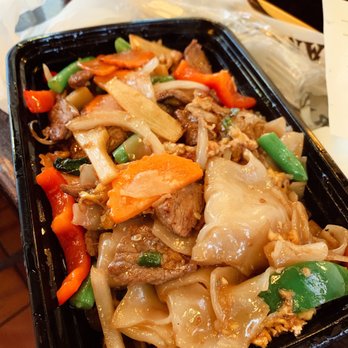Thai Peppercorn - Pad Kee Mao - Thai Near Me - New York, New York Thai Peppercorn - Pad Kee Mao - Thai Near Me - New York, New York