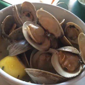 The Daily Catch - Little neck clams - Italian Near Me - Boston, Massachusetts