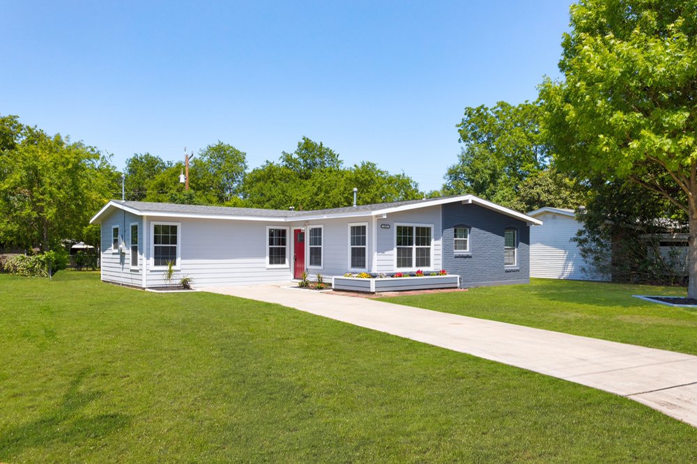 Slide of Alpha Construction & Roofing