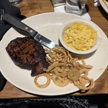Bobby Q - Biltmore - Lunch 6 oz sirloin with side of choice (mine was Mac and cheese) - Barbeque Near Me - Phoenix, Arizona Bobby Q - Biltmore - Lunch 6 oz sirloin with side of choice (mine was Mac and cheese) - Barbeque Near Me - Phoenix, Arizona
