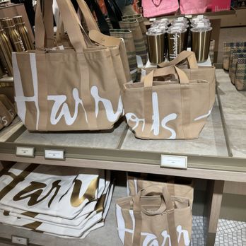 Harrods - Department Stores Near Me - London, XGL