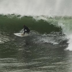 Ethansage - Guided surf tours available for the more experienced