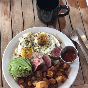 Birch & Maple - Breakfast & Brunch Near Me - Frankfort, Michigan