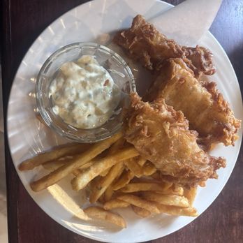 Leaky Roof - Fish 'n' Chips - Gastropubs Near Me - Portland, Oregon