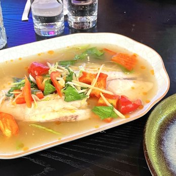 Si Uthai Restaurant And Cafe - Steamed fish - Thai Near Me - Clifton Park, New York