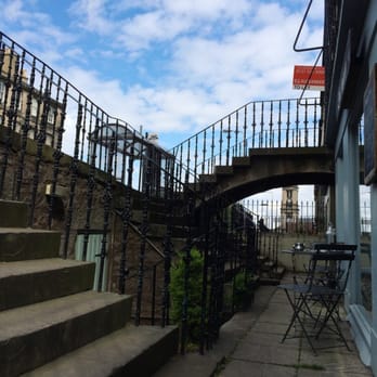 Leo's Beanery - Coffee & Tea Near Me - Edinburgh, EDH Leo's Beanery - Coffee & Tea Near Me - Edinburgh, EDH