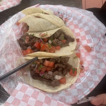 Club Iggy's - Bland Asada tacos - Bars Near Me - Rosarito, BCN Club Iggy's - Bland Asada tacos - Bars Near Me - Rosarito, BCN