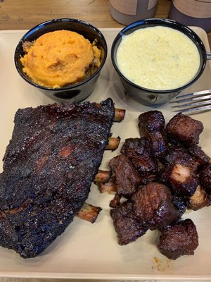 Sauced BBQ & Spirits by null