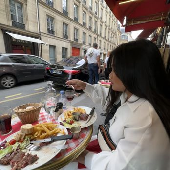 Le Petit Vendôme - Outside seating - Sandwiches Near Me - Paris, 75