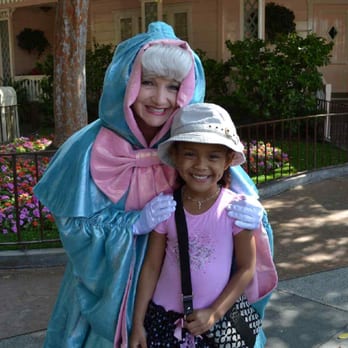 Sav-On Shuttle - Good Times At Disneyland - Airport Shuttles Near Me - Long Beach, California