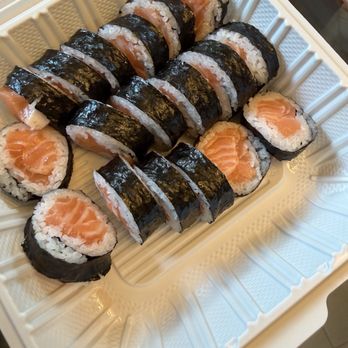 Giant Ramen & Sushi - Ramen Near Me - Buena Park, California