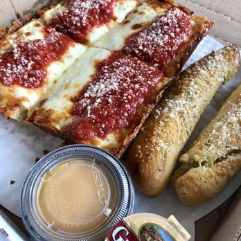 Futuro - Lunch special - Pizza Near Me - Indianapolis, Indiana Futuro - Lunch special - Pizza Near Me - Indianapolis, Indiana