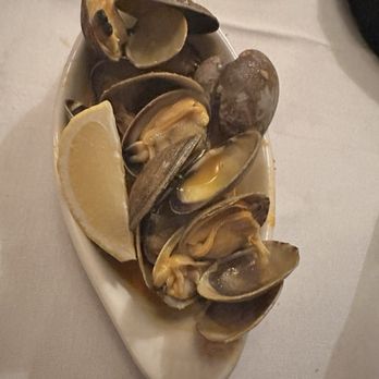 LA Paella - Almejas Marinera (steamed Manila clams with white wine) - Spanish Near Me - Los Angeles, California