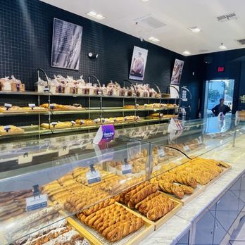 Paris Baguette - Bakeries Near Me - Cupertino, California Paris Baguette - Bakeries Near Me - Cupertino, California
