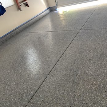 The Epoxy Garage Guy - Royal blue with dark grey base - Flooring Near Me