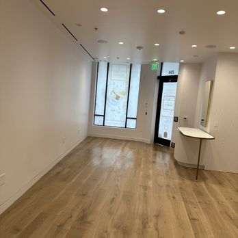 Bubbles Facility Maintenance - Commercial Deep Cleaning - Office Cleaning Near Me - West Hollywood, California Bubbles Facility Maintenance - Commercial Deep Cleaning - Office Cleaning Near Me - West Hollywood, California
