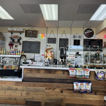 Les Filles Cafe & More - Inside - Desserts Near Me - Cathedral City, California Les Filles Cafe & More - Inside - Desserts Near Me - Cathedral City, California