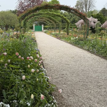 Jardins et Maison de Claude Monet - Museums Near Me - Giverny, 27