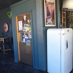 Oak Street Pub - Gross bathrooms and really slow service! Staff isn't friendly at all
