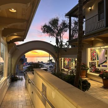 BRASA Gallery - BRASA Gallery at the Panno Plaza in Laguna Beach - Art Galleries Near Me - Laguna Beach, California BRASA Gallery - BRASA Gallery at the Panno Plaza in Laguna Beach - Art Galleries Near Me - Laguna Beach, California