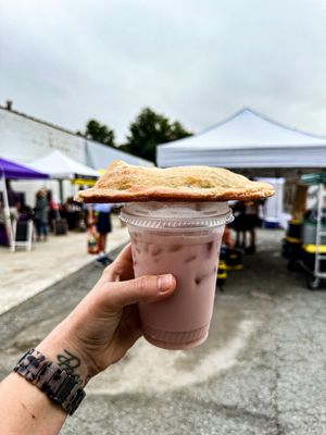 Cobblestone Farmers Market by null