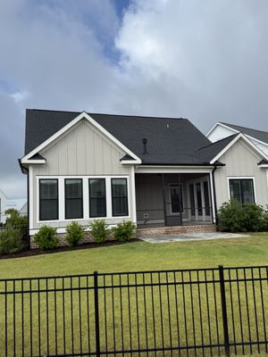 Maven Roofing by null