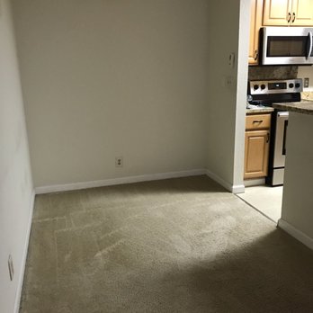 Eva y Reginaldo Housecleaning - Dining area - like brand new - Home Cleaning Near Me Eva y Reginaldo Housecleaning - Dining area - like brand new - Home Cleaning Near Me