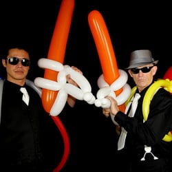 Side Show Events - For the best balloon artist call us.
