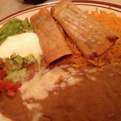 El Jaripeo Mexican Restaurant - Little Chute - Beef Taquitos. Check out the funky, old salsa and suspicious guacamole