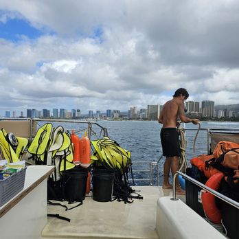 Holokai Catamaran - Crew working hard - Boating Near Me - Honolulu, Hawaii