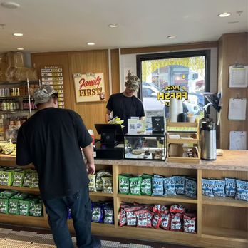 Ggiata - Venice - counter - Sandwiches Near Me - Los Angeles, California